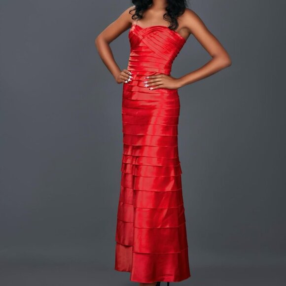 BCBG MaxAzria Y2K red strapless bandage style gown - Picture 1 of 9